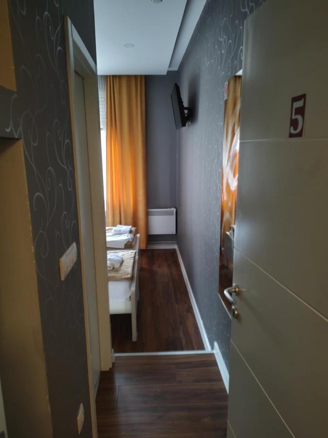 Apartman Terazije 5 Appartement Belgrado Buitenkant foto